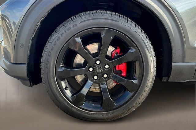 Certified 2020 Ford Explorer ST w/ ST High-Performance Pack image 7