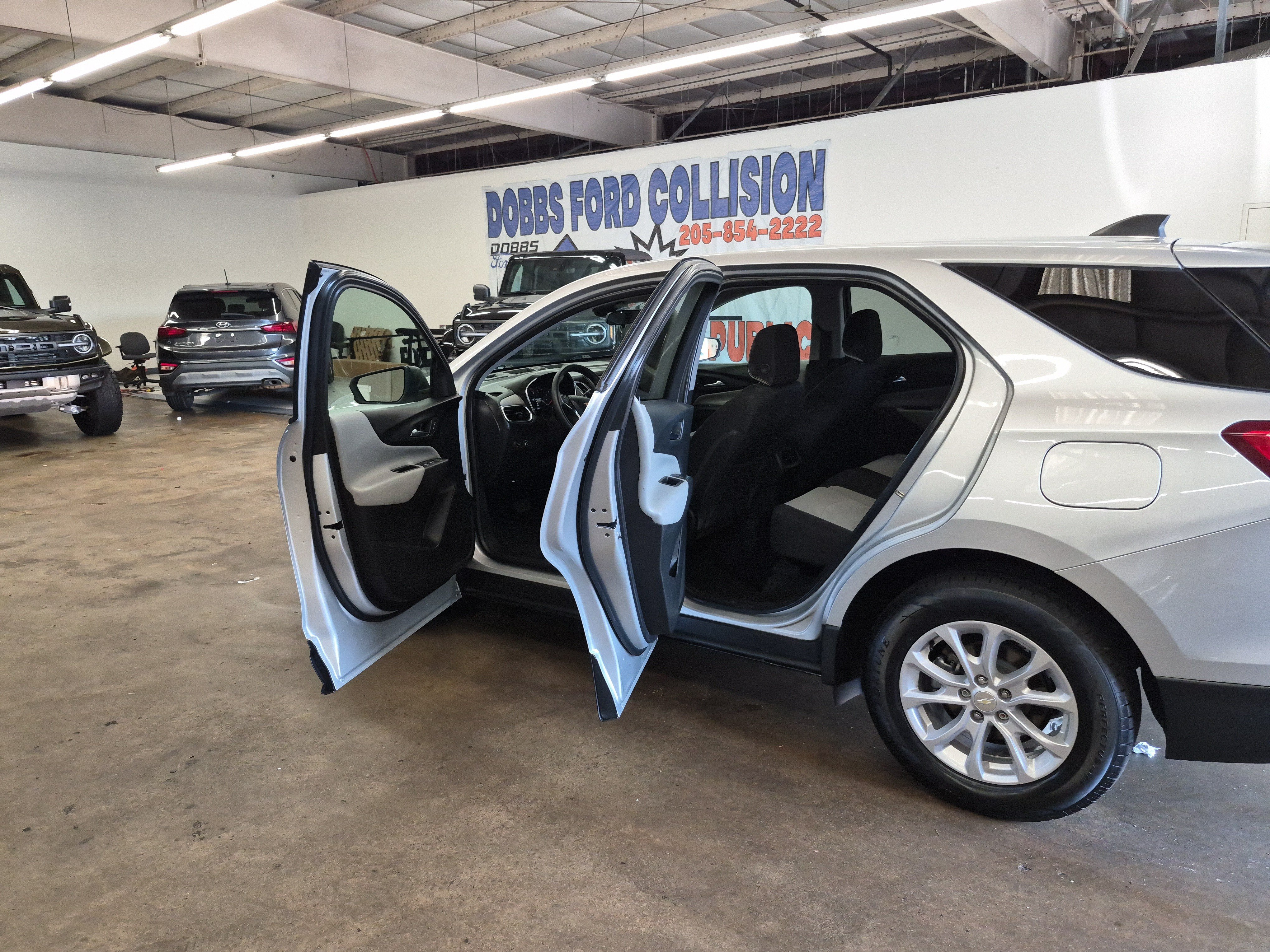 Used 2021 Chevrolet Equinox LS w/ LS Convenience Package FWD image 13