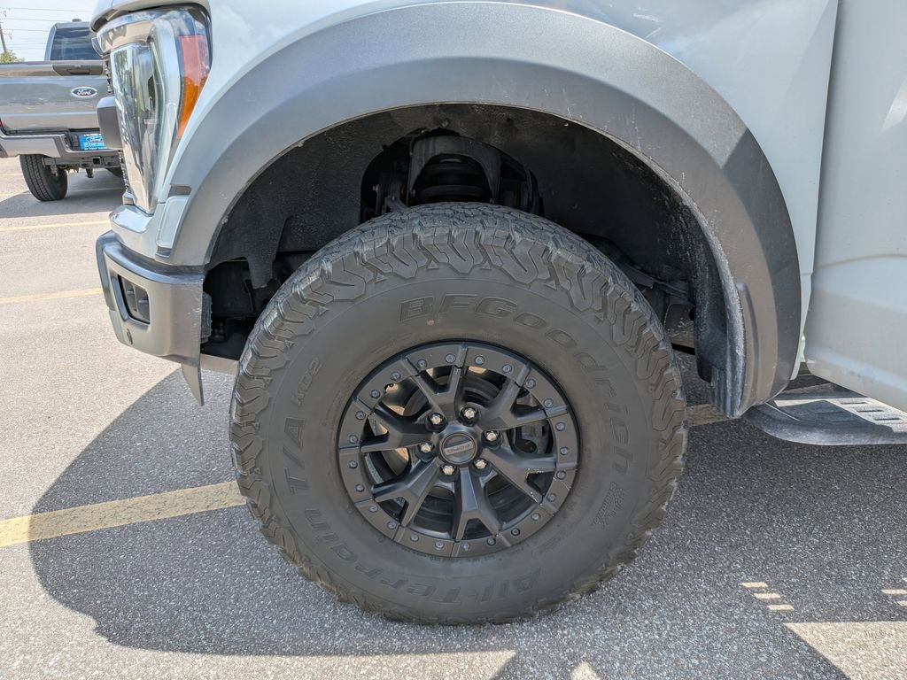 Certified 2023 Ford F150 Raptor w/ Raptor 37 Performance Package image 33