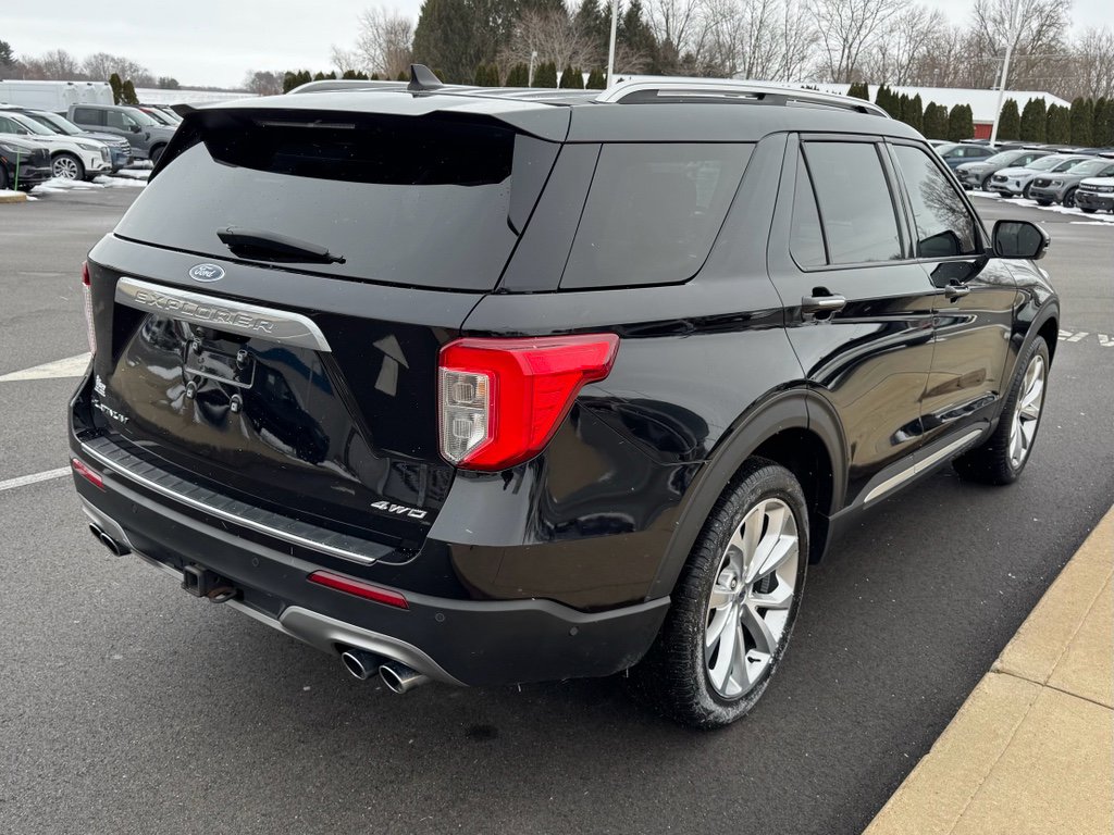 Certified 2022 Ford Explorer Platinum w/ Equipment Group 601A AWD/4WD image 10