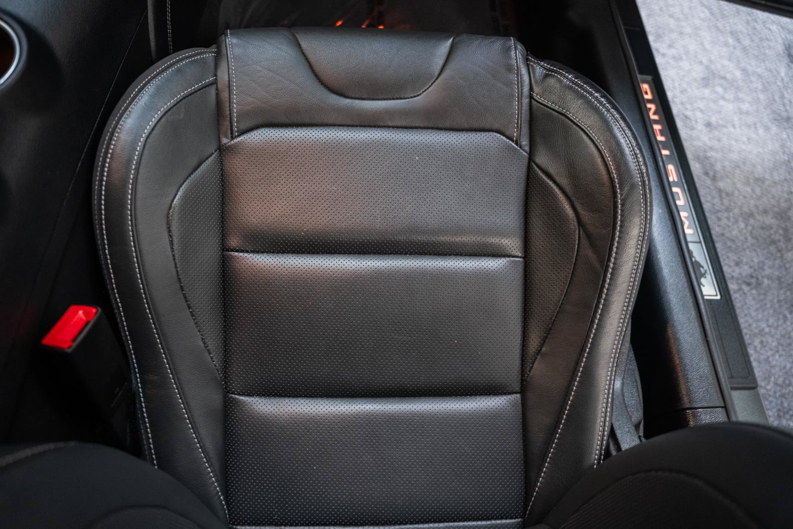 Certified 2020 Ford Mustang GT Premium w/ GT Performance Package RWD image 40