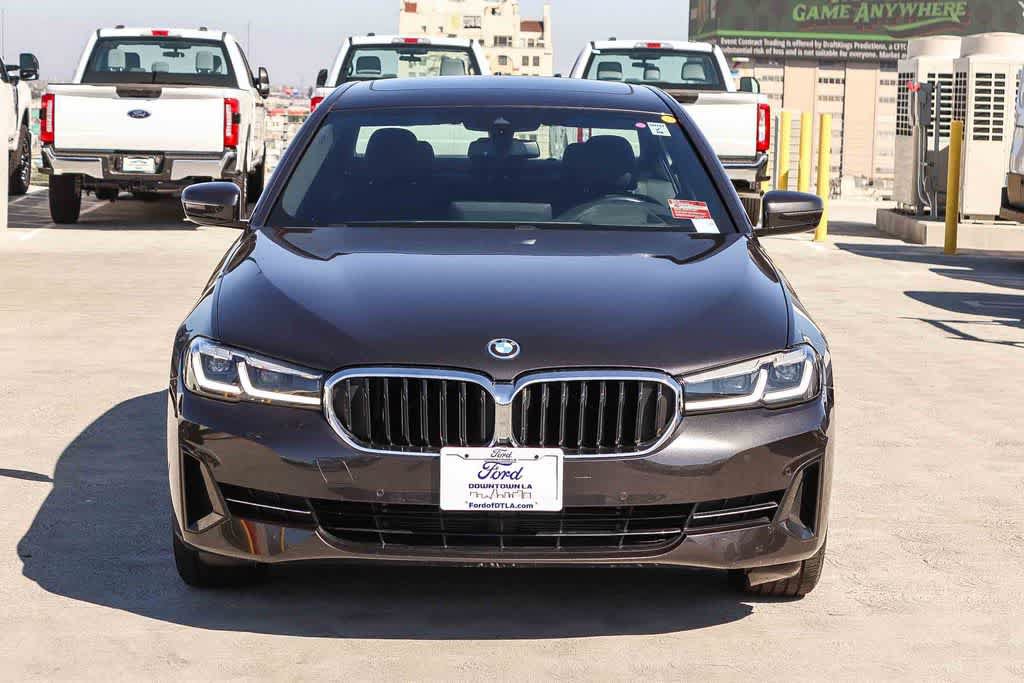 Used 2023 BMW 530e w/ Premium Package RWD image 2