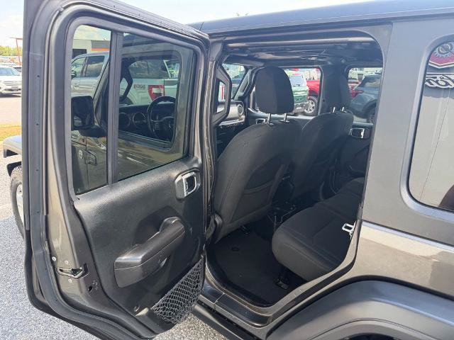 Used 2018 Jeep Wrangler Unlimited Sport S AWD/4WD image 12