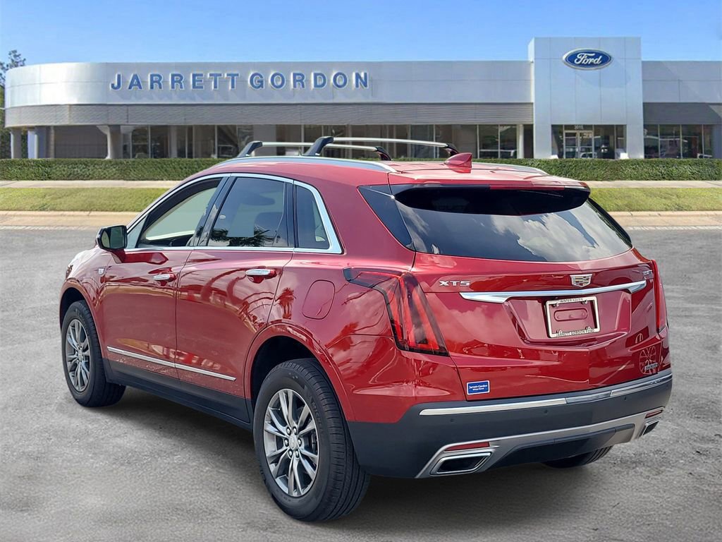 Used 2023 Cadillac XT5 Premium Luxury image 2