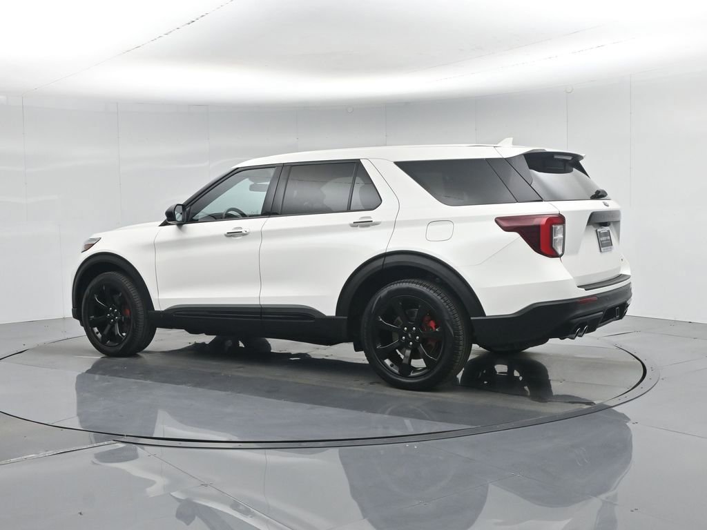 Certified 2022 Ford Explorer ST w/ ST Street Pack image 15