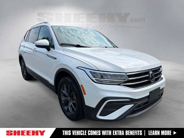 Used 2023 Volkswagen Tiguan SE FWD image 1