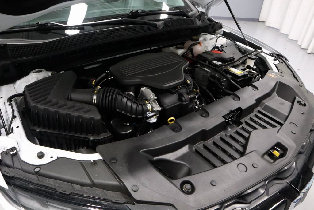 Used 2024 Chevrolet Blazer LT w/ Midnight/Sport Edition image 17