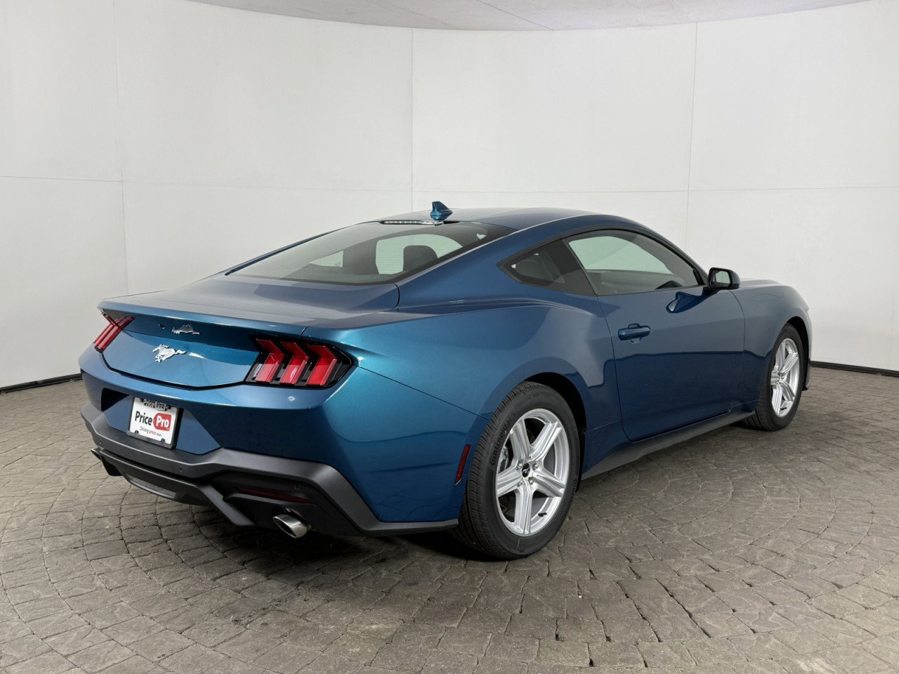 Certified 2026 Ford Mustang Coupe RWD image 7