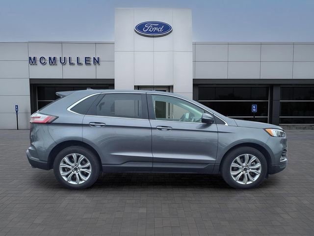 Certified 2024 Ford Edge Titanium image 2