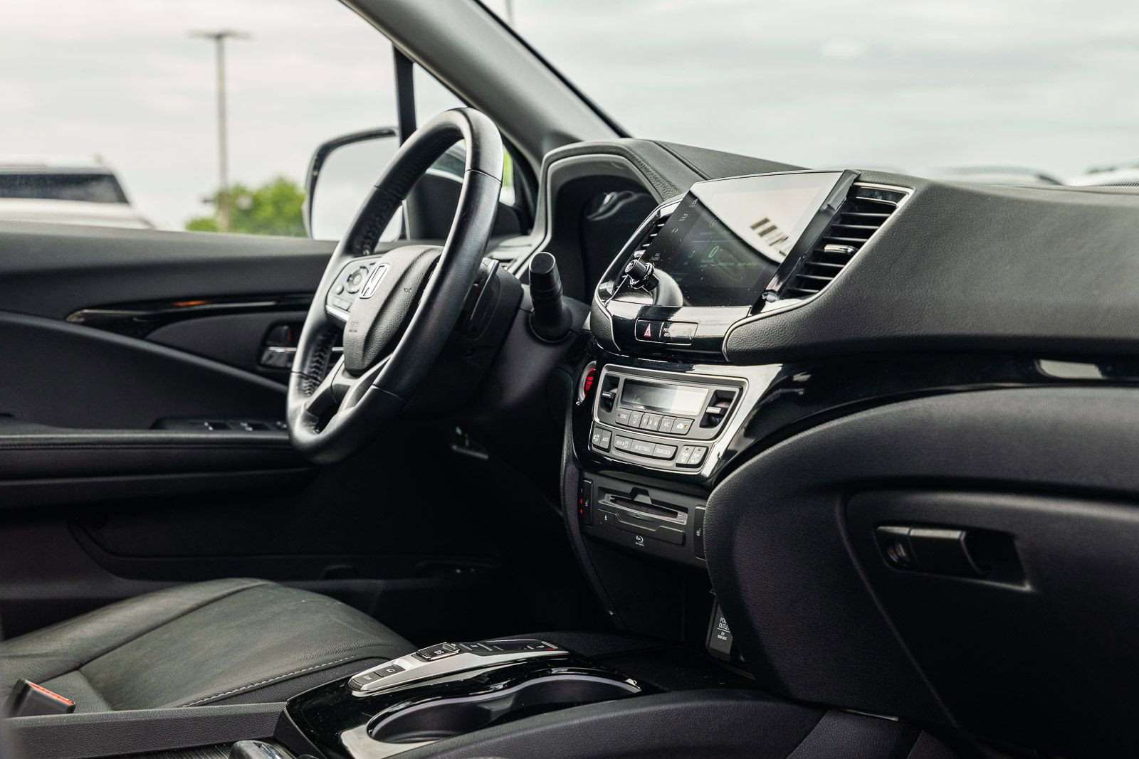 Used 2021 Honda Pilot Touring image 13