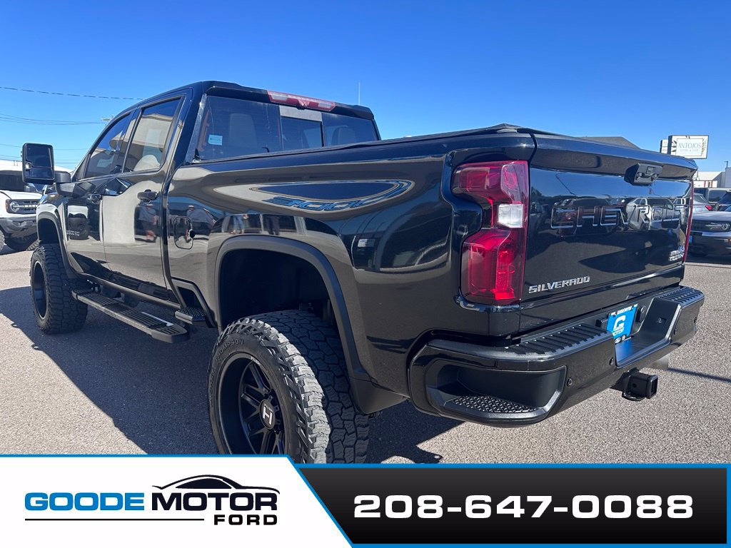 Used 2021 Chevrolet Silverado 3500 High Country w/ Technology Package AWD/4WD image 9
