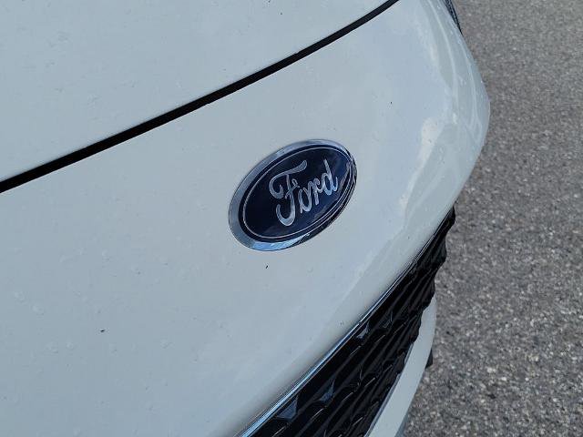 Certified 2020 Ford Escape Titanium w/ Titanium Premium Package 2.0 FWD image 8