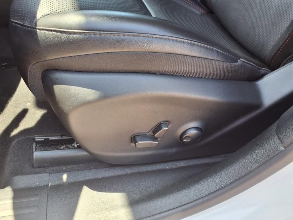 Used 2022 Jeep Cherokee Trailhawk w/ Sound & Nav Group image 10