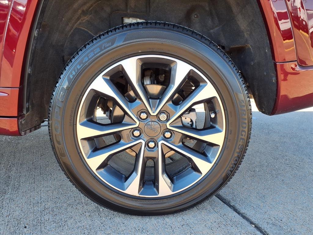 Used 2023 Jeep Grand Cherokee Overland w/ Luxury Tech Group IV image 26