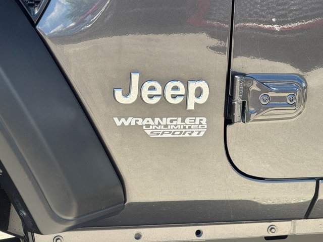Used 2019 Jeep Wrangler Unlimited Sport AWD/4WD image 14