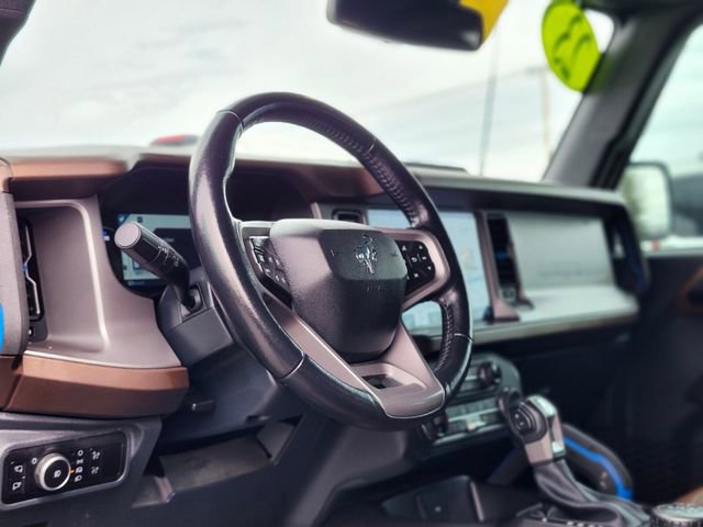 Certified 2023 Ford Bronco Outer Banks w/ Sasquatch Package AWD/4WD image 18