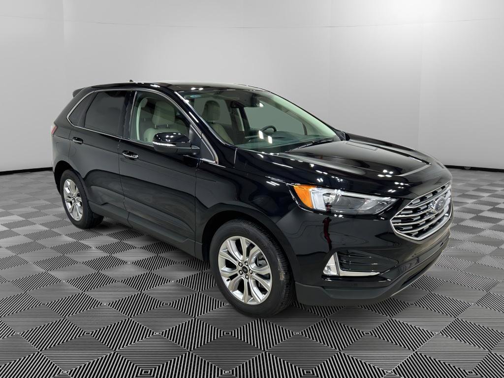 Certified 2024 Ford Edge Titanium AWD/4WD image 3