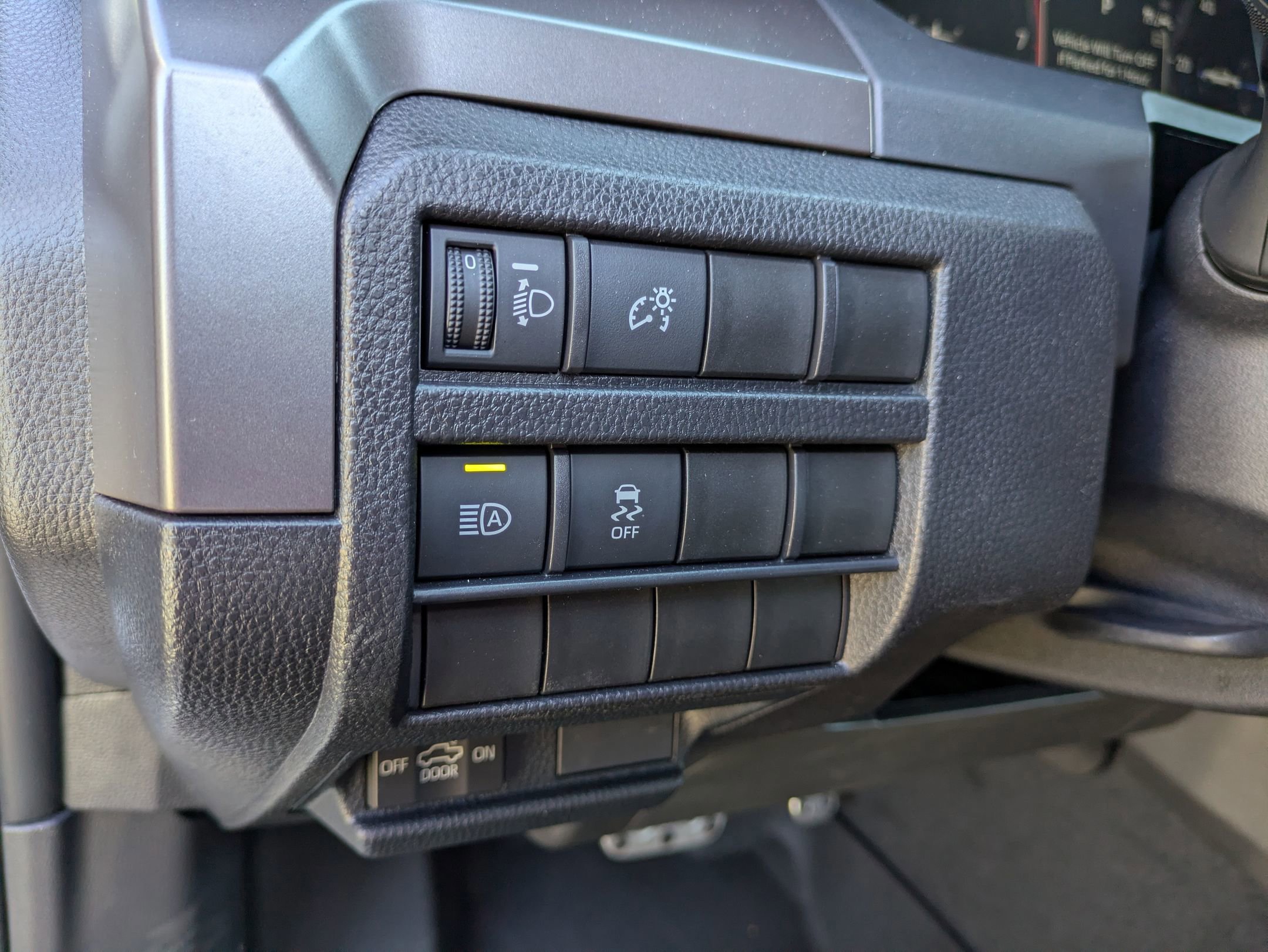 Used 2025 Toyota Tacoma TRD Sport image 17