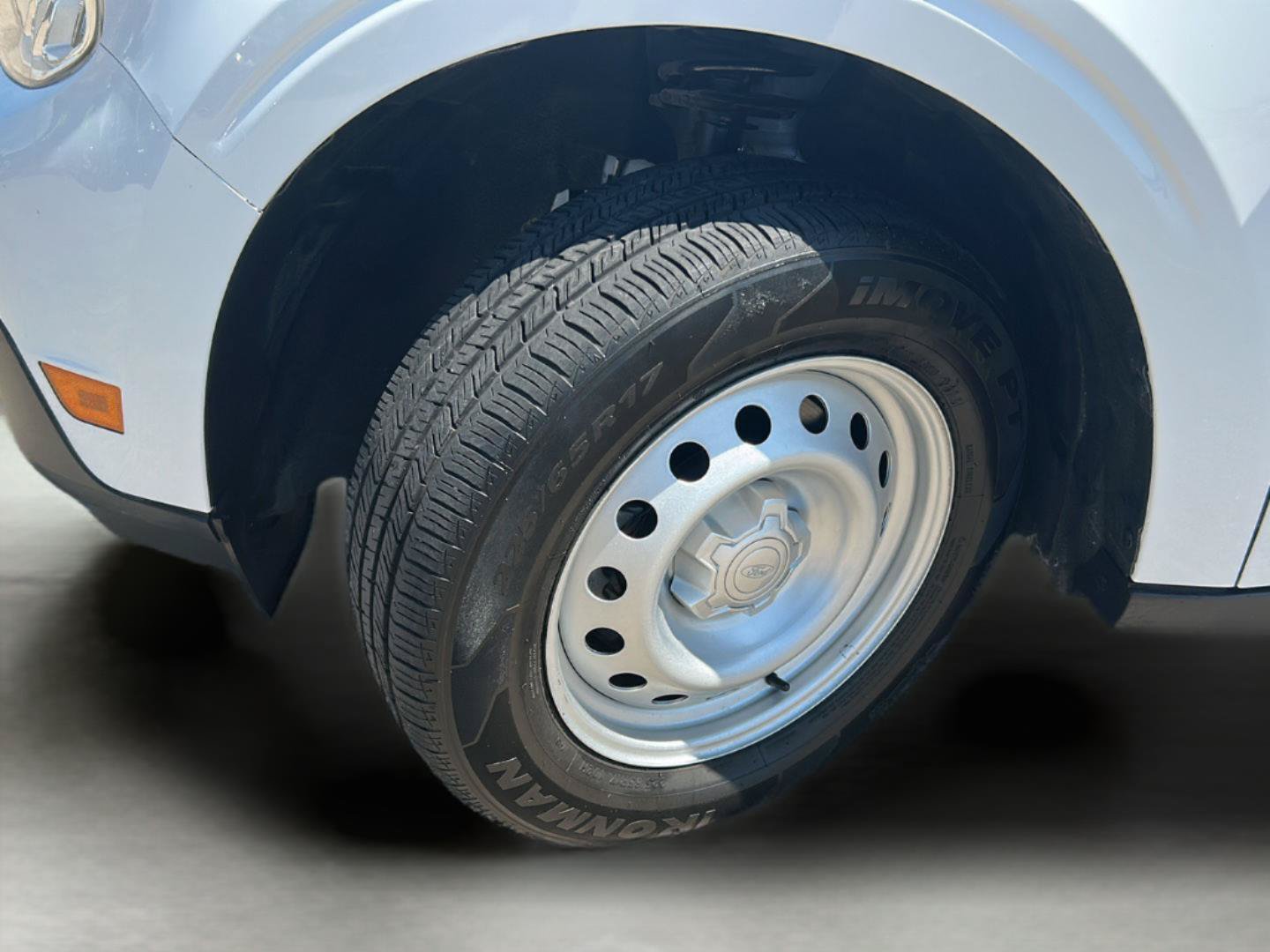 Certified 2024 Ford Maverick XL FWD image 28