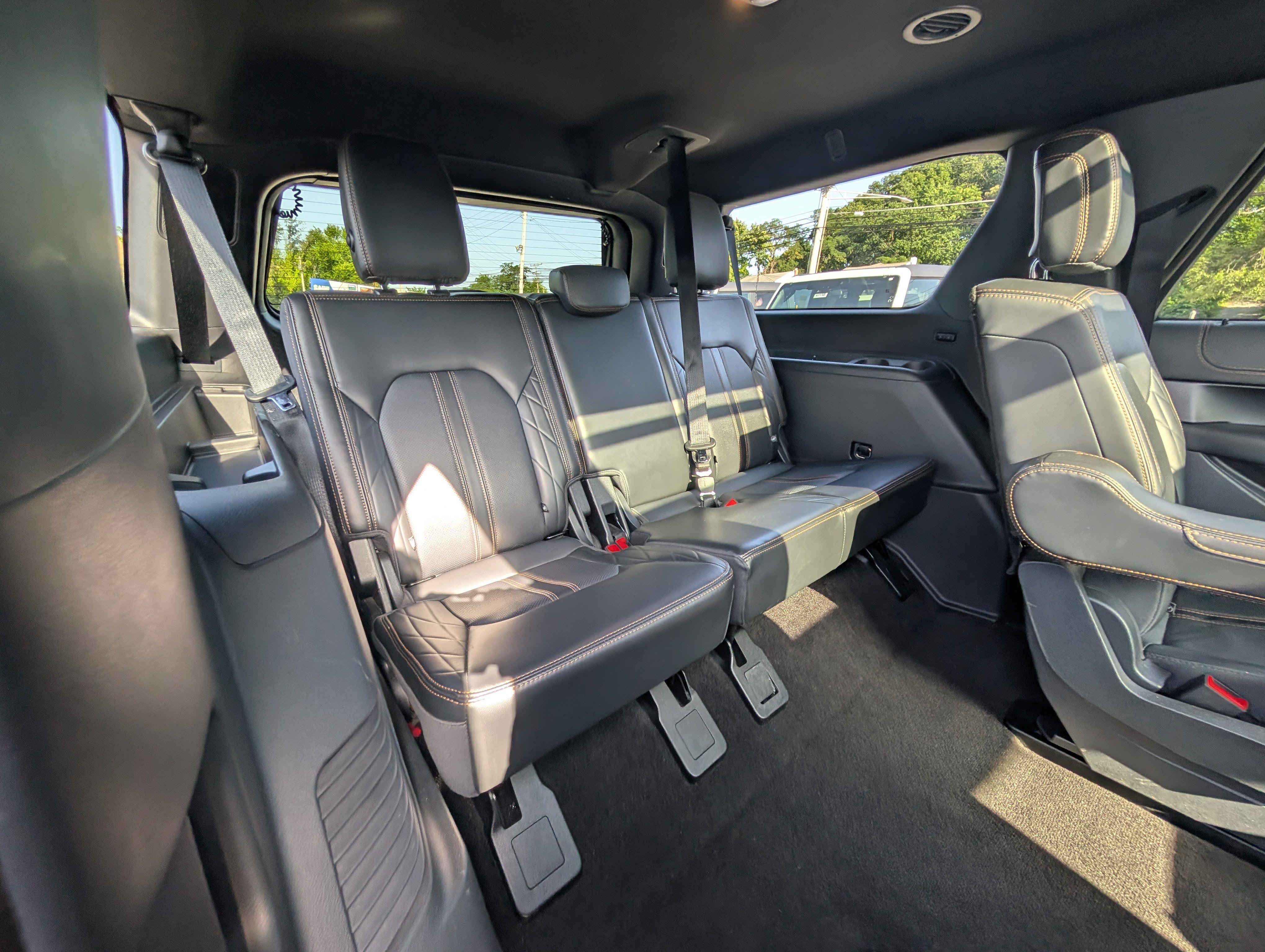 Certified 2022 Ford Expedition Max Platinum AWD/4WD image 14