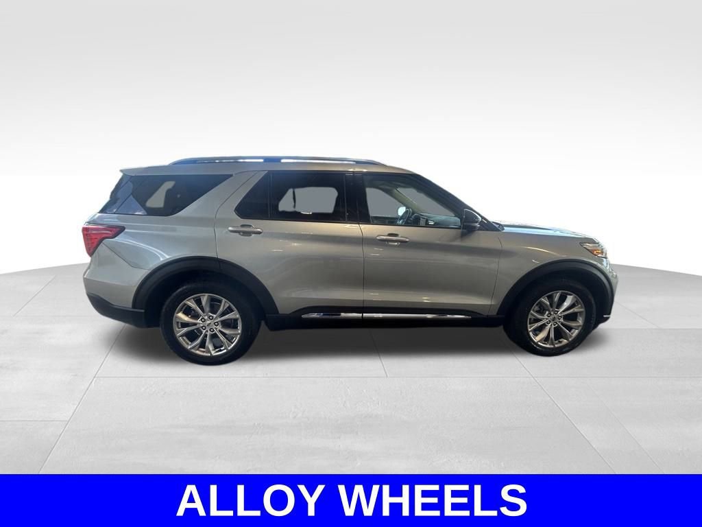 Certified 2023 Ford Explorer Limited w/ Equipment Group 301A image 2