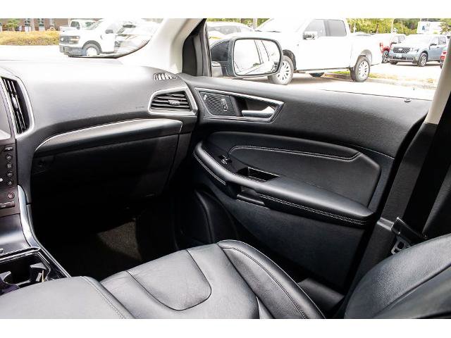 Certified 2019 Ford Edge Titanium AWD/4WD image 15