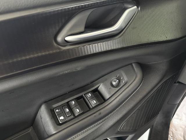 Used 2023 Jeep Grand Cherokee Laredo RWD image 21
