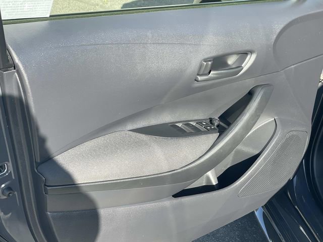 Used 2024 Toyota Corolla LE w/ LE Convenience Package image 17