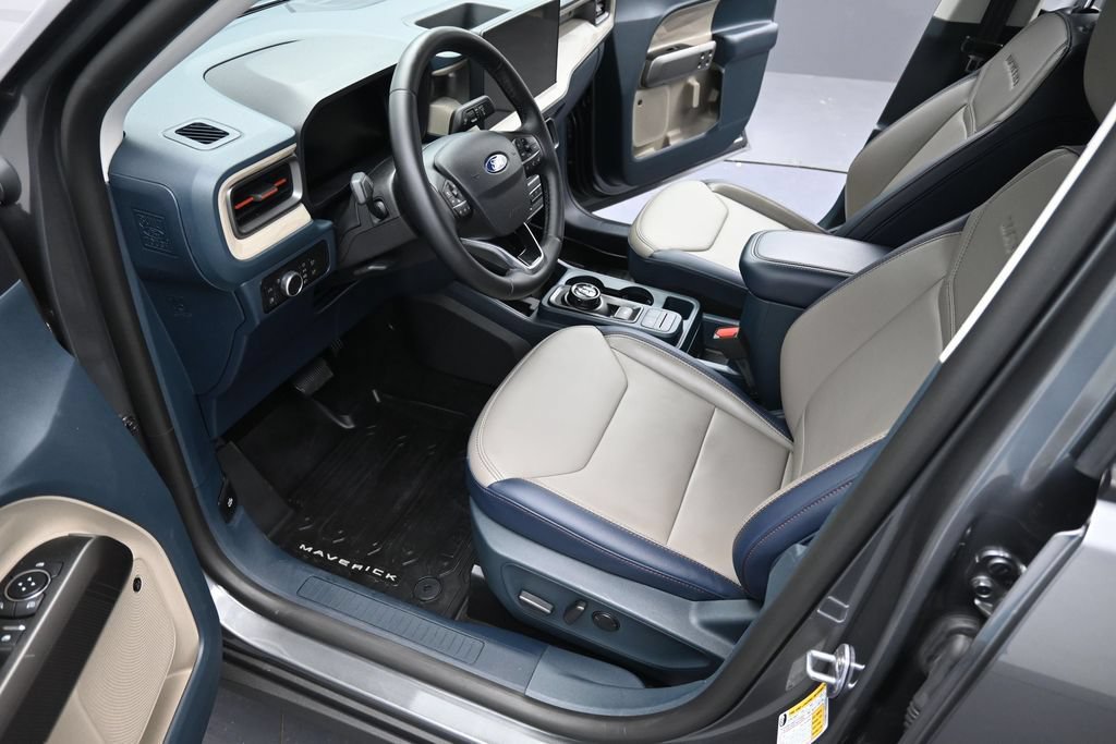 Certified 2025 Ford Maverick Lariat AWD/4WD image 11