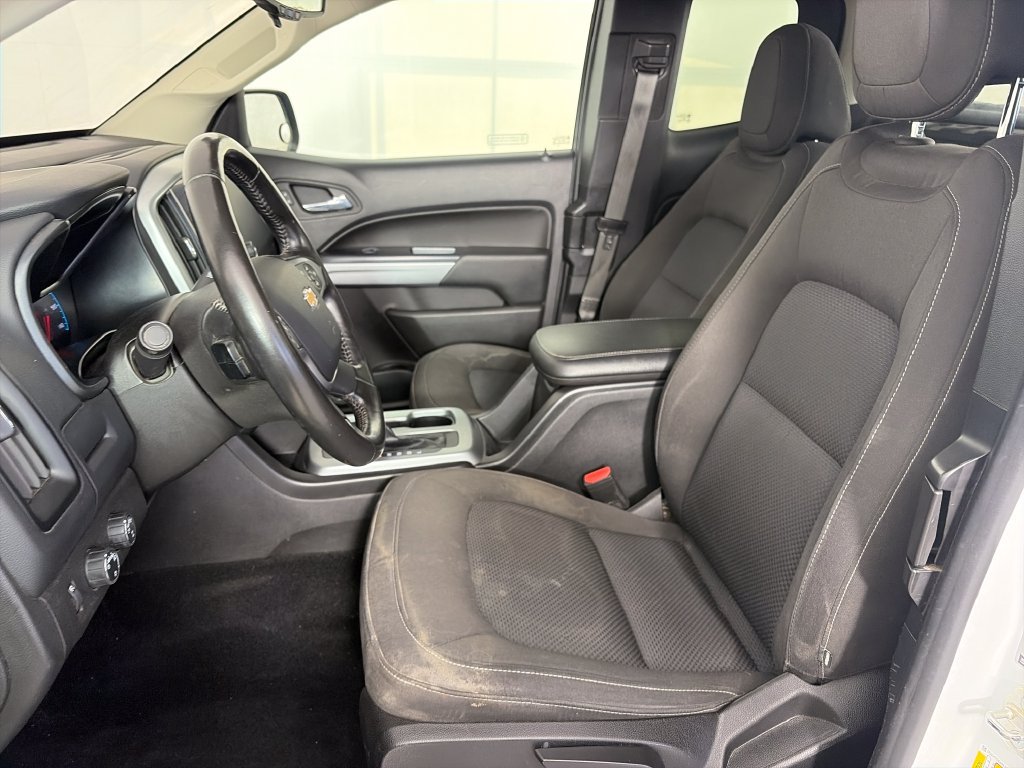 Used 2020 Chevrolet Colorado LT w/ Safety Package AWD/4WD image 11