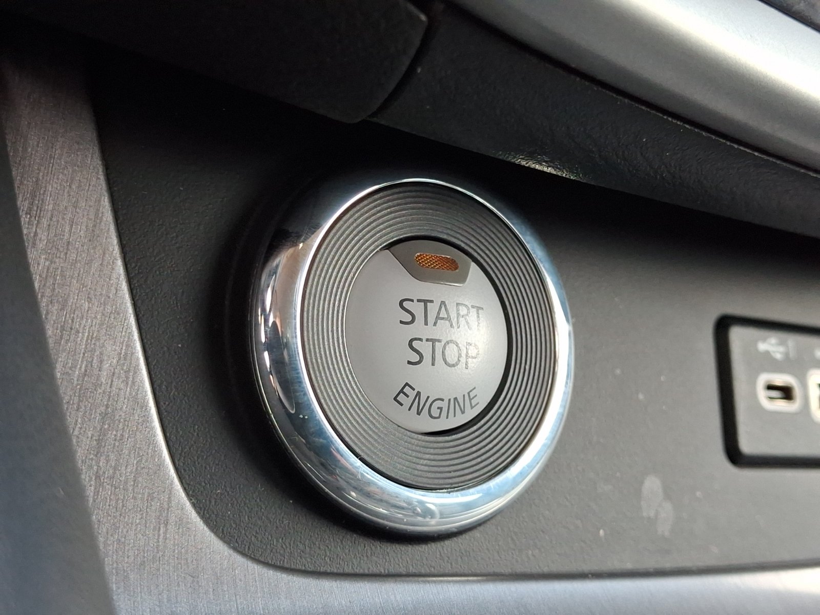 Used 2022 Nissan Murano SV w/ SV Midnight Edition Package FWD image 26
