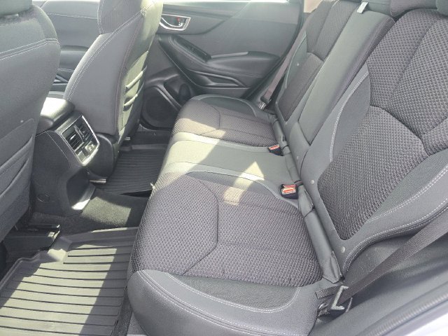 Used 2022 Subaru Forester Premium AWD/4WD image 21