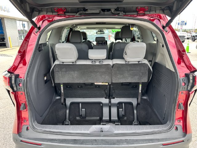Used 2022 Toyota Sienna XLE FWD image 7