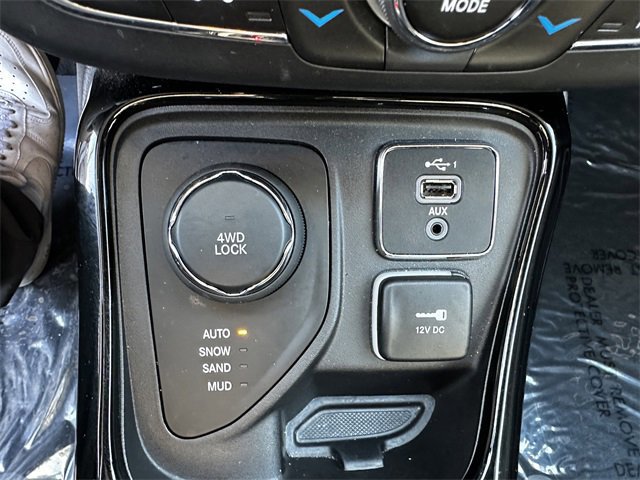 Used 2020 Jeep Compass Latitude image 25