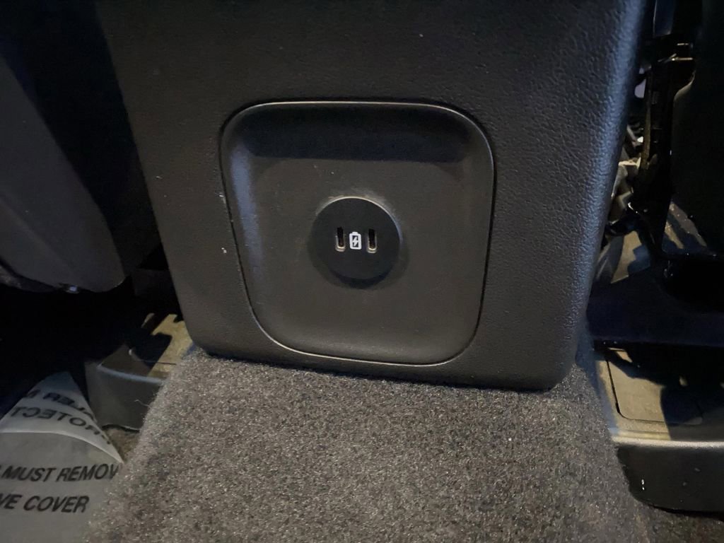 Certified 2025 Ford Escape Platinum image 41