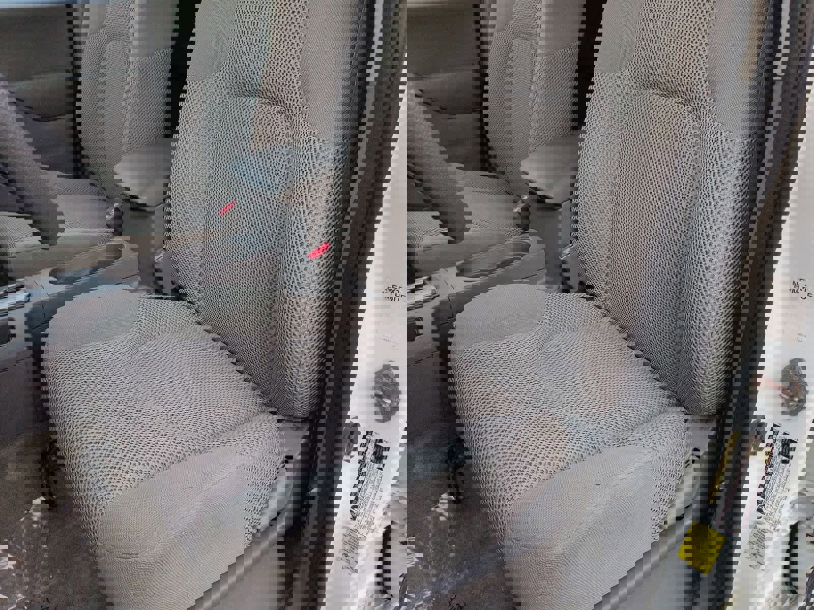 Used 2018 Nissan Frontier SV image 17