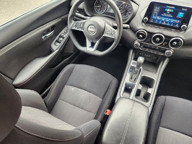 Used 2024 Nissan Sentra SV FWD image 12