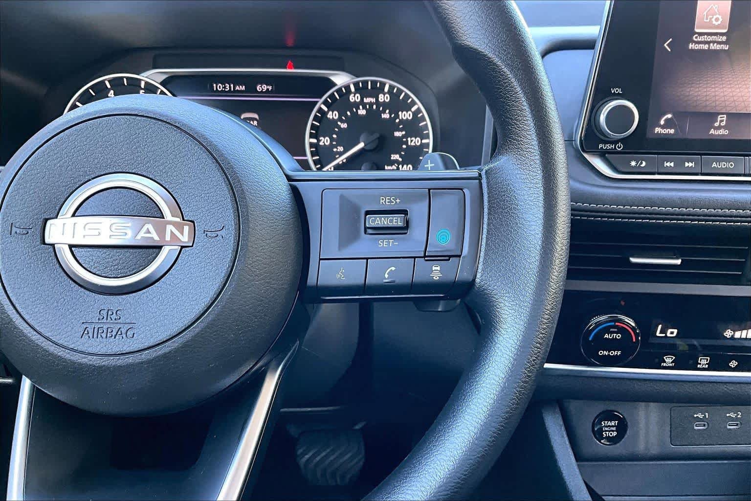 Used 2024 Nissan Rogue SV AWD/4WD image 25