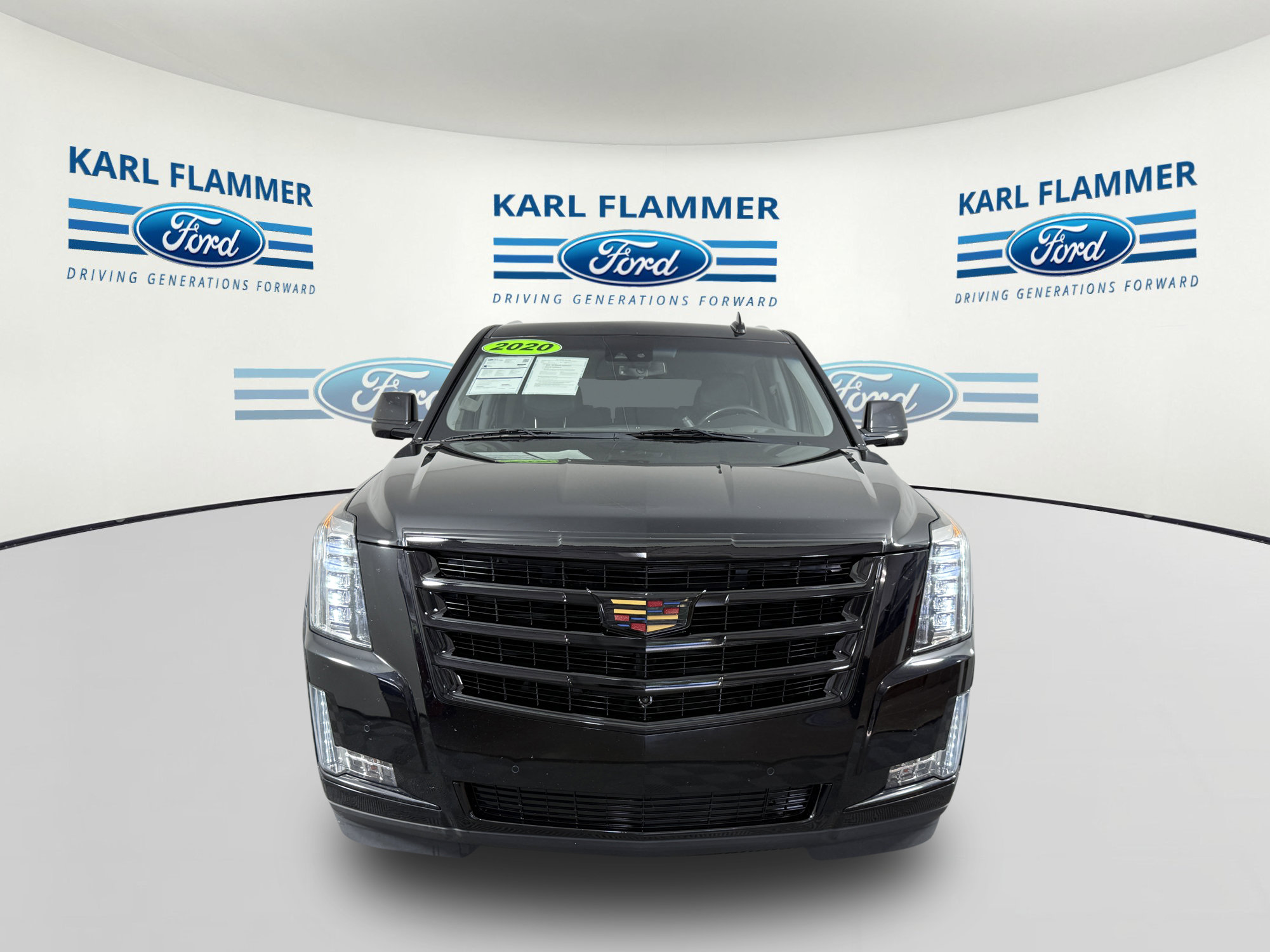 Used 2020 Cadillac Escalade Luxury RWD image 6