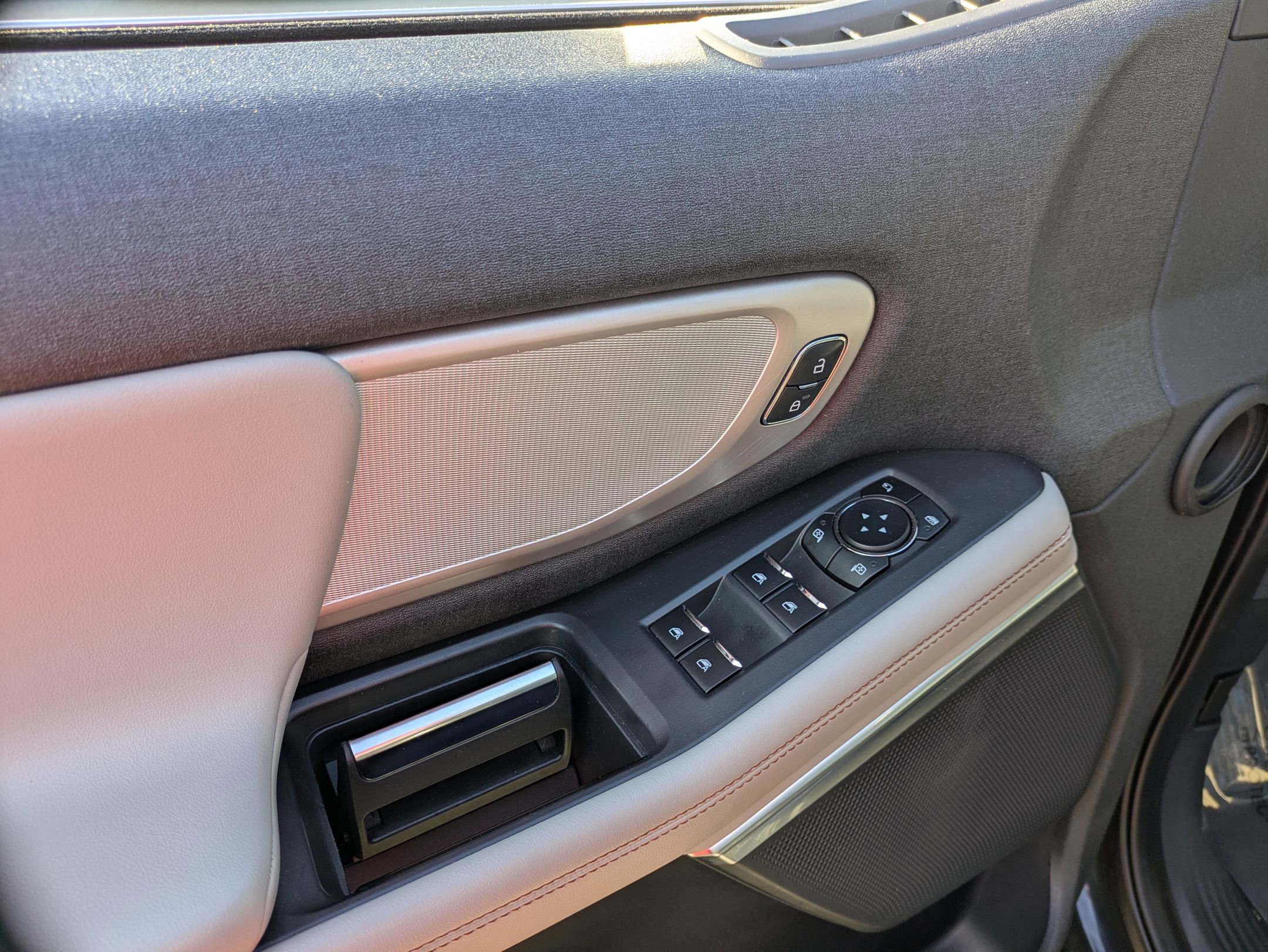 Certified 2025 Ford Expedition Max Active RWD image 16