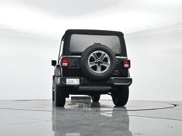 Used 2022 Jeep Wrangler Unlimited Sahara image 38