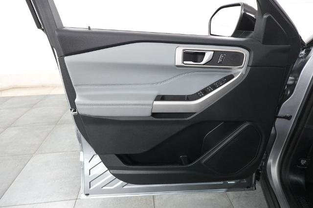 Certified 2024 Ford Explorer XLT w/ Equipment Group 202A AWD/4WD image 22