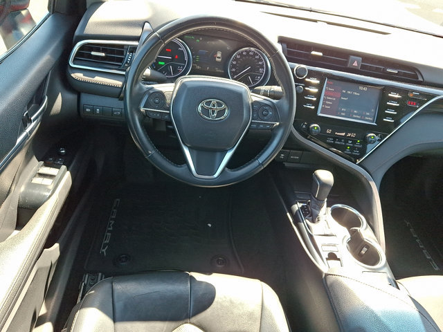 Used 2018 Toyota Camry XLE FWD image 11