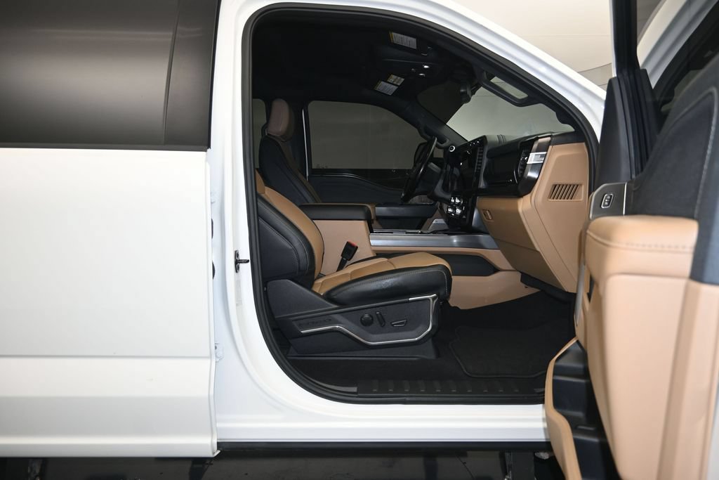 Certified 2023 Ford F250 Lariat AWD/4WD image 28
