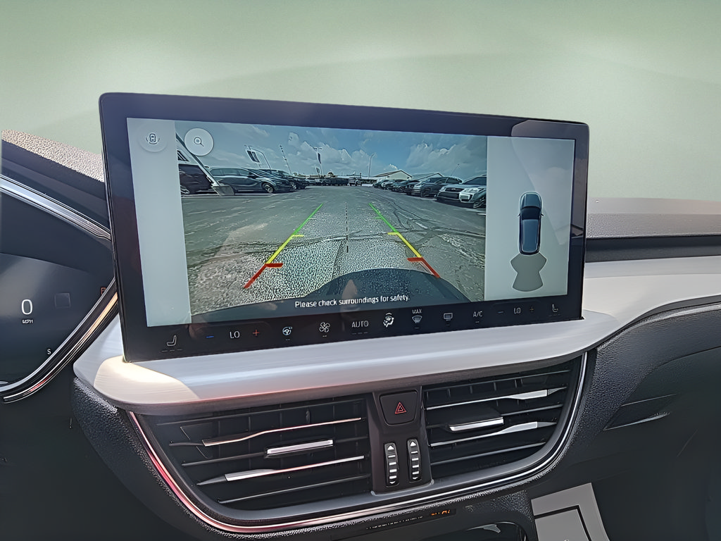 Certified 2025 Ford Escape Platinum AWD/4WD image 26