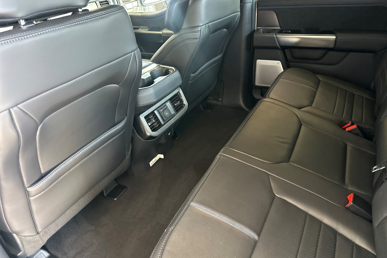 Certified 2026 Ford F350 Platinum AWD/4WD image 12