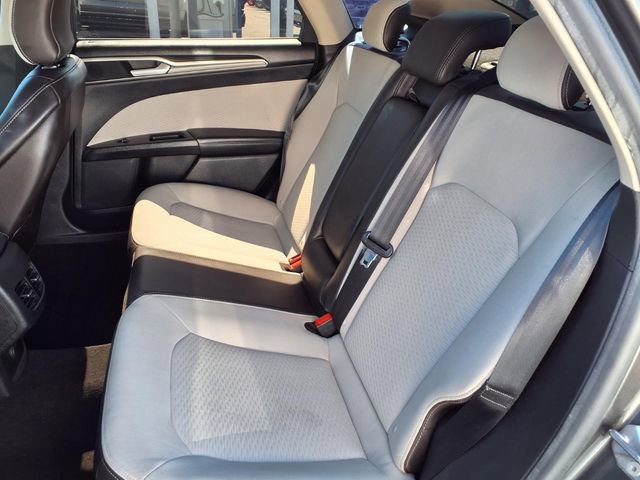 Certified 2019 Ford Fusion SE w/ Equipment Group 151A image 18