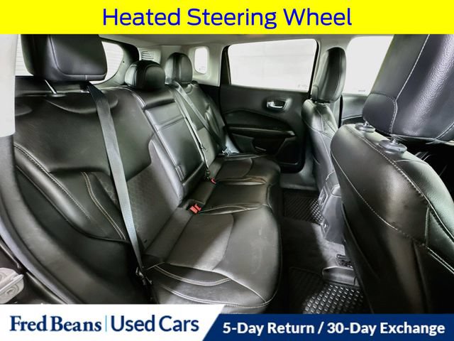 Used 2018 Jeep Compass Latitude w/ Cold Weather Group AWD/4WD image 31