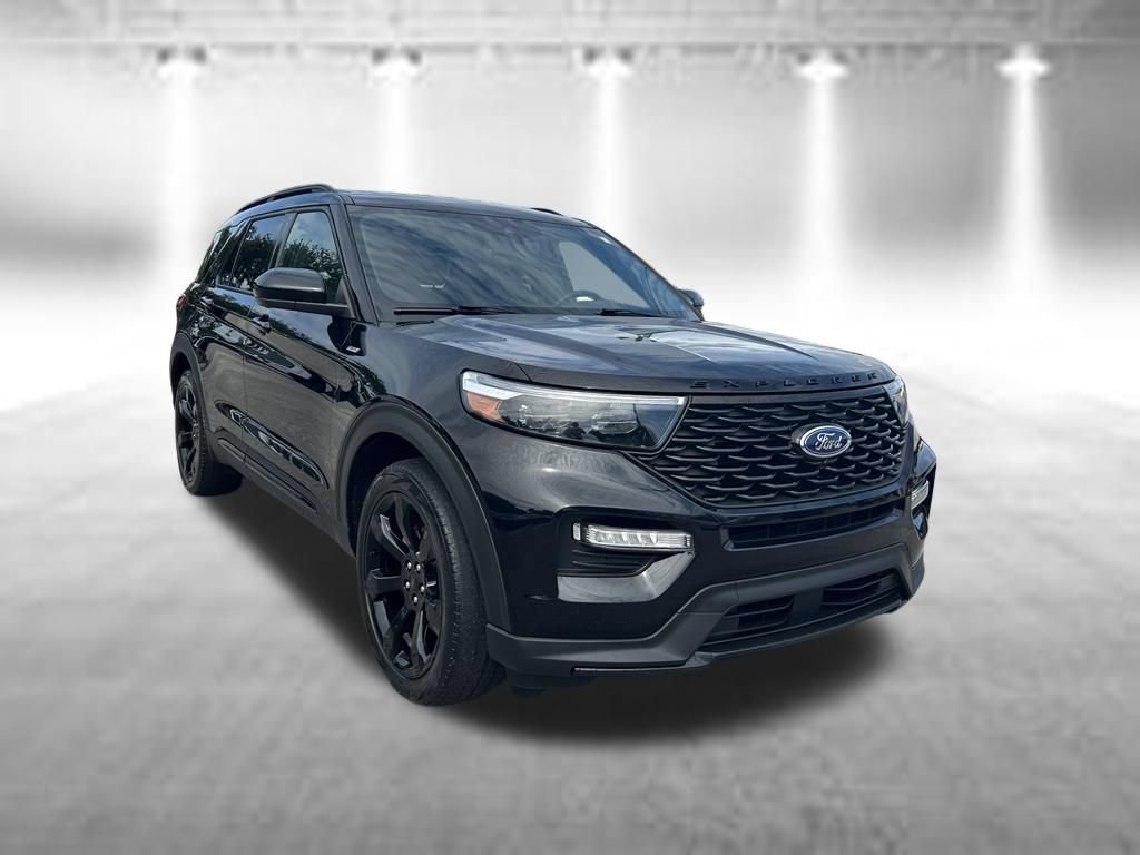 Certified 2023 Ford Explorer ST-Line w/ Class IV Trailer Tow Package RWD image 2