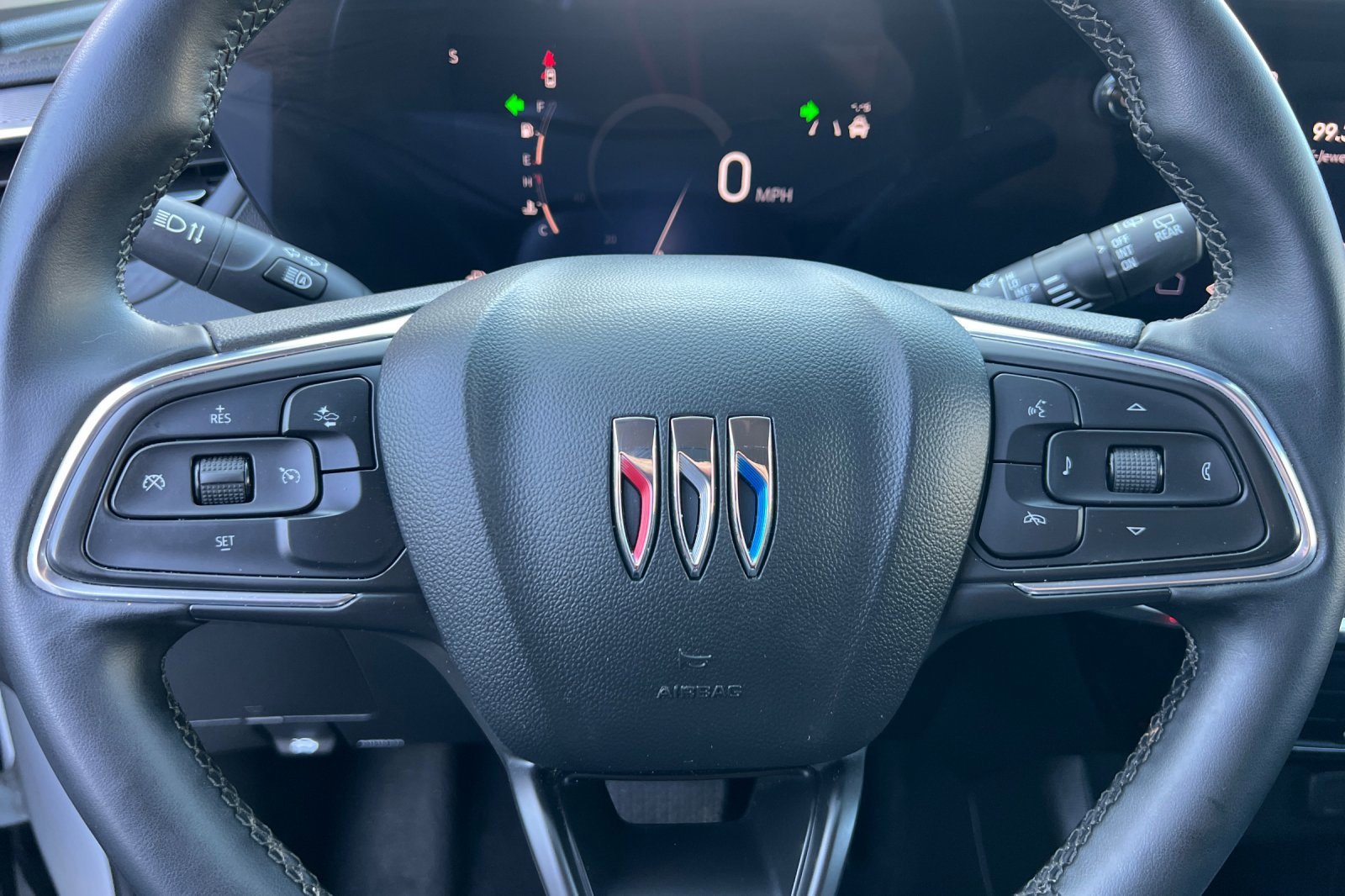 Used 2024 Buick Encore GX Sport Touring image 24